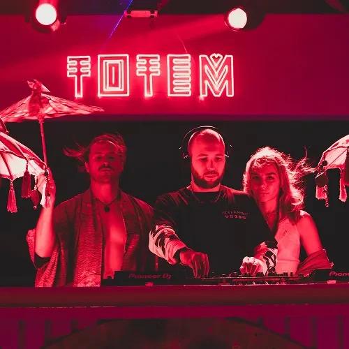 TOTEM x OMMA (Halloween surrounded by waterfalls)  previews banner