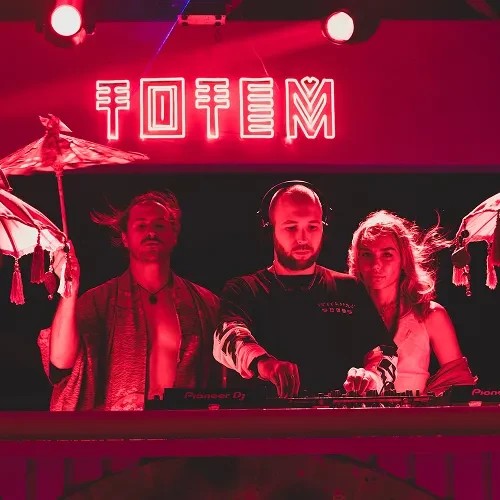 TOTEM x OMMA (Halloween surrounded by waterfalls) 